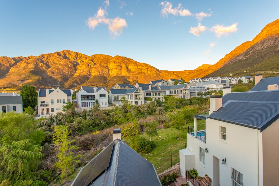 2 Bedroom Property for Sale in Franschhoek Western Cape